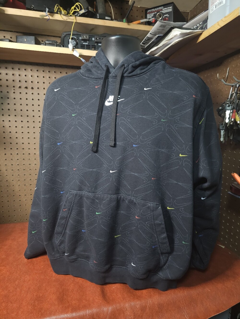 Nike Hoodie Adult XLG Black Multi Color Swoosh All Over Sweatshirt